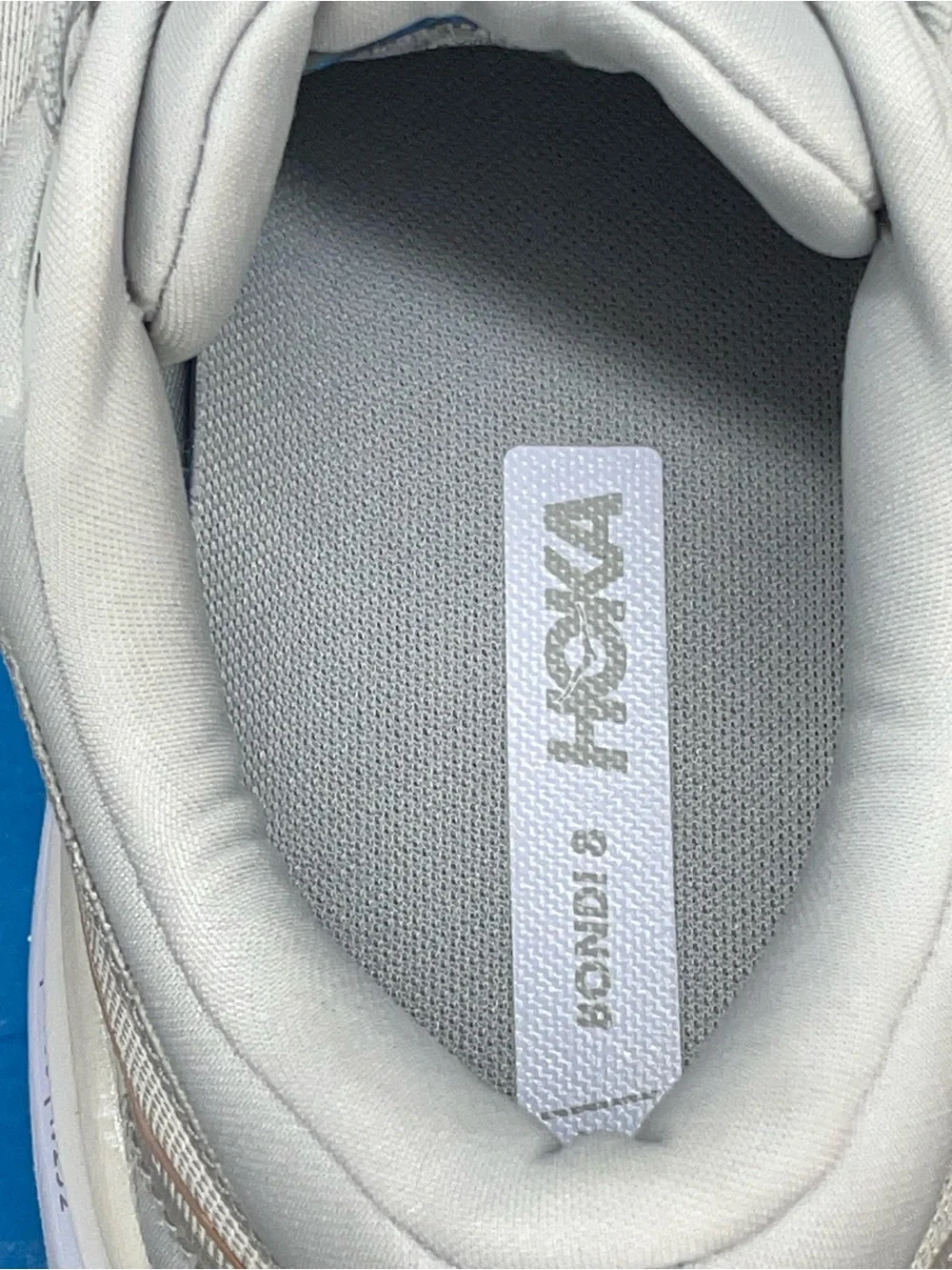 NEW!!! Hoka Bondi 8 wide Running Shoes - Light Gray with Peach Logos sz 11-D